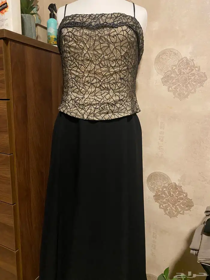 فستان مستعمل 0