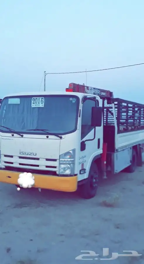 لتوصيل المشاوير ونقل الابل والمكائن والبضائع 0