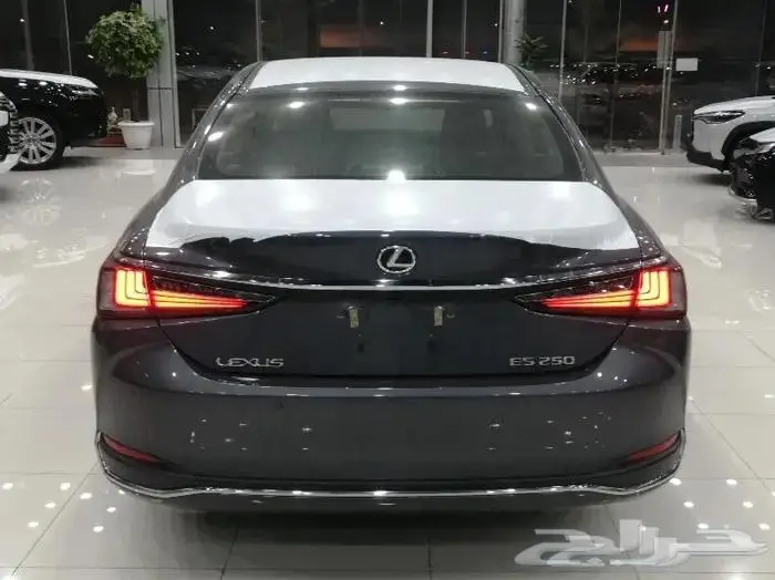 لكزس ES 250 5