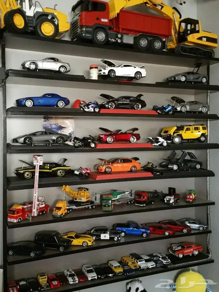 مجسمات سيارات حديد شبه جديدة_شاحنات وشيولاتbruder الألمانية 2