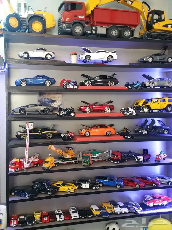 مجسمات سيارات حديد شبه جديدة_شاحنات وشيولاتbruder الألمانية 4