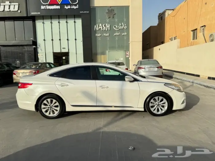 للبيع هونداي أزيرا تحتاج مكينه 2014 1