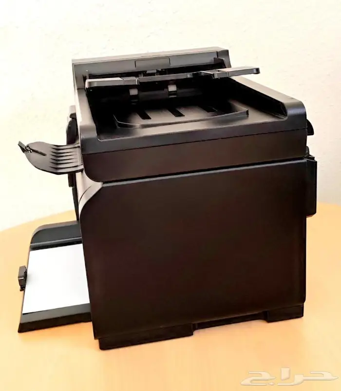 طابعةHP ليزر_4في1_نظيفة_أسود وملون_واي فاي_الحبر رخيص ومتوفر 4