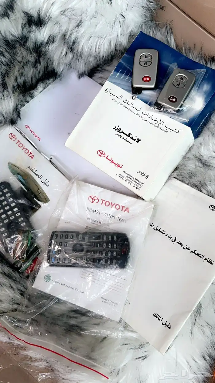 جيب لاندكروزر GXR ف ل كامل للبيع 12