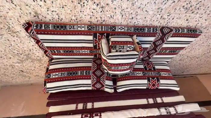 للبيع بيوت شعر وخيام ومجالس ومظلات سياره ومظلات حلال 93