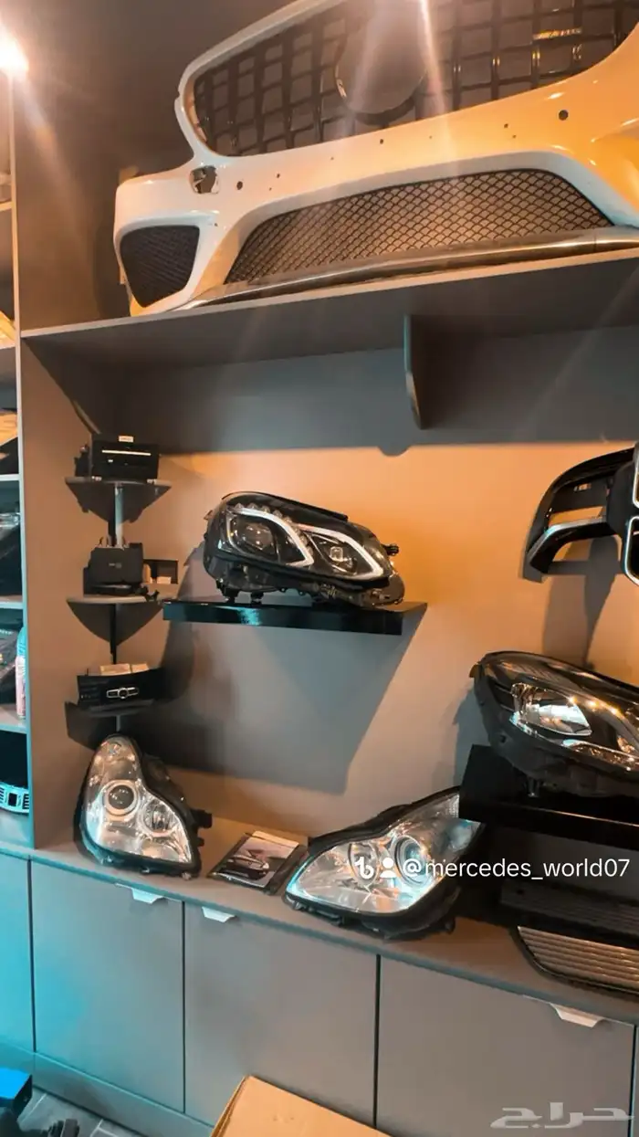 وصول مكاين مرسيدس مستوردة مركز عالم مرسيدس 1