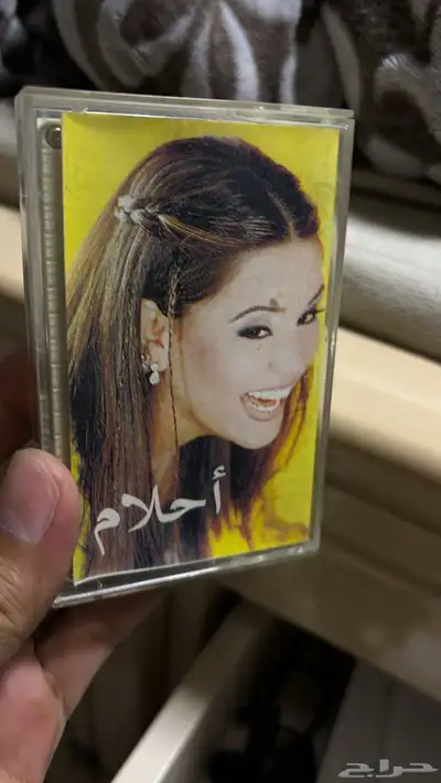 أشرطة كاسيت للبيع 12