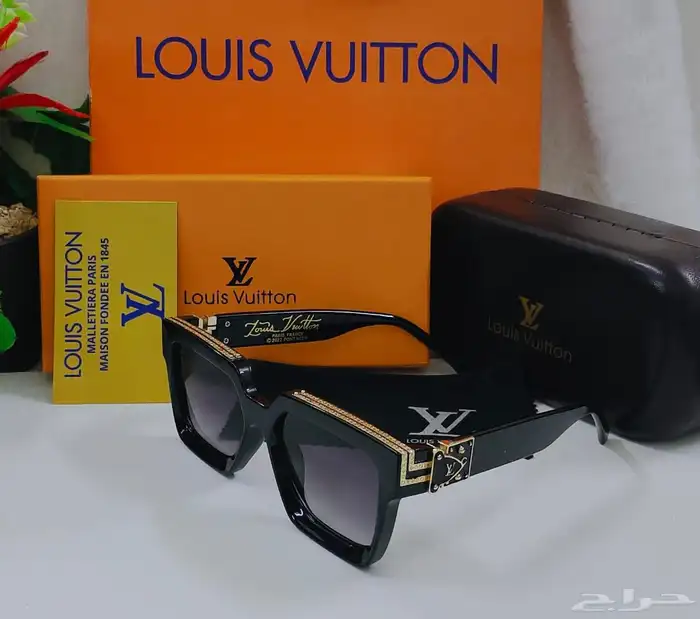 افخم الهدايا النسائيه ((خريجه_عيد_زواج)توصيل 40 64