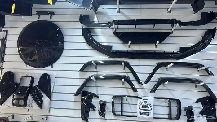 قطع غيار رنج روفر اسبورت ديفندر فوج فلار ايفوك 10