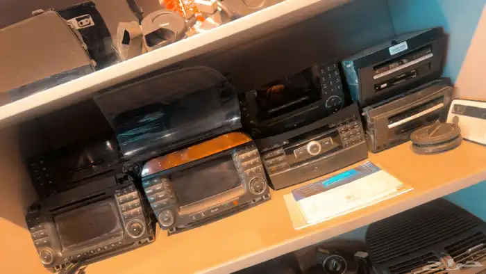 وصول مكاين مرسيدس مستوردة مركز عالم مرسيدس 14