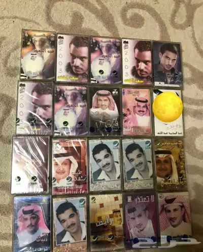 أشرطة كاسيت للبيع 9