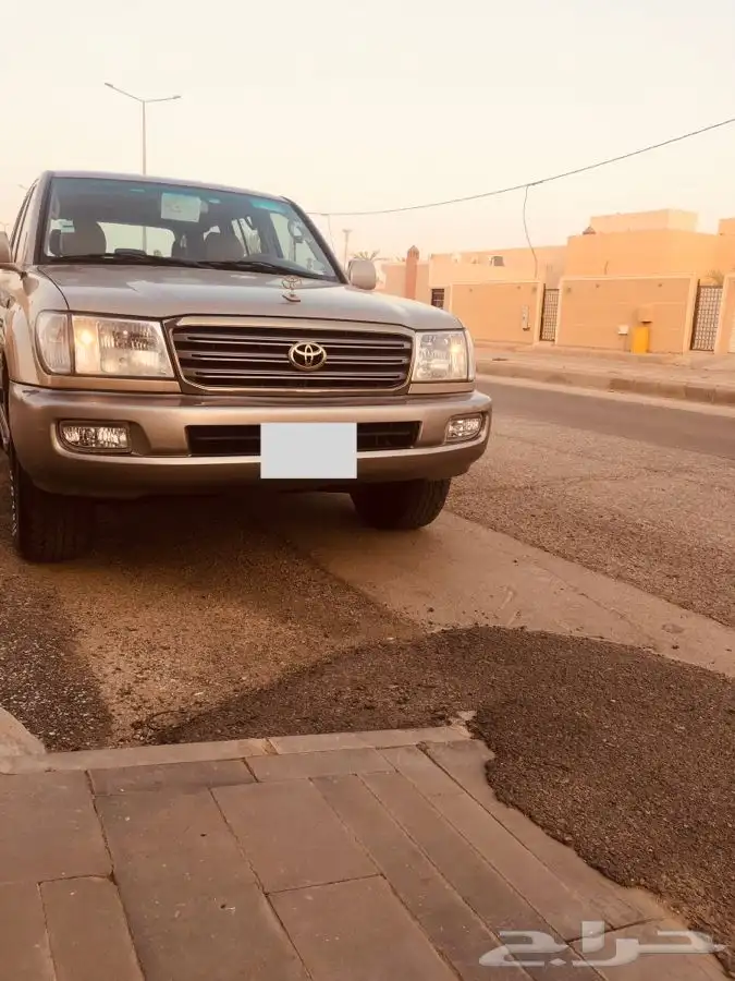 للبيع GXR2003 ذهبي 2
