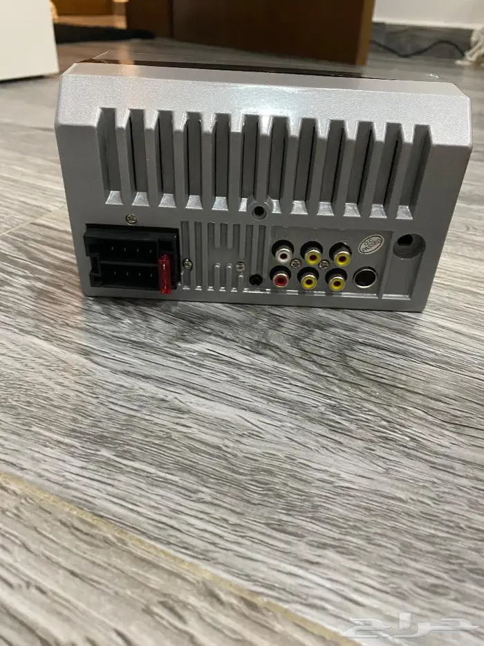 للبيع شاشة تركب على معظم السيارات 1