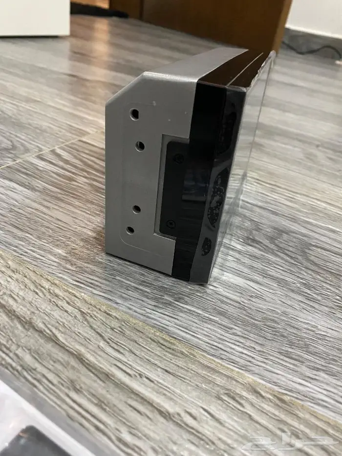 للبيع شاشة تركب على معظم السيارات 4