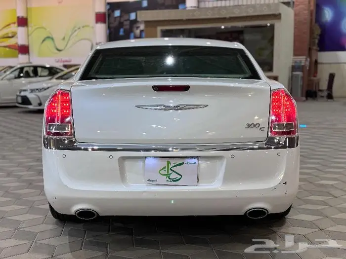 كرايزلر لمتد 2014 300 C فل6 سلندر.( تم البيع) 9