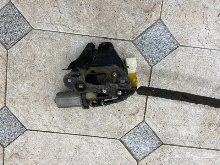 قطع غيار لكزس GS من 2005 إلى 2011 14