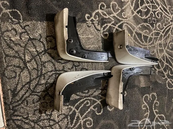 قطع غيار لكزس GS من 2005 إلى 2011 26