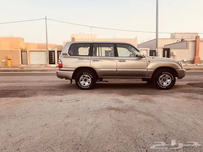 للبيع GXR2003 ذهبي 9
