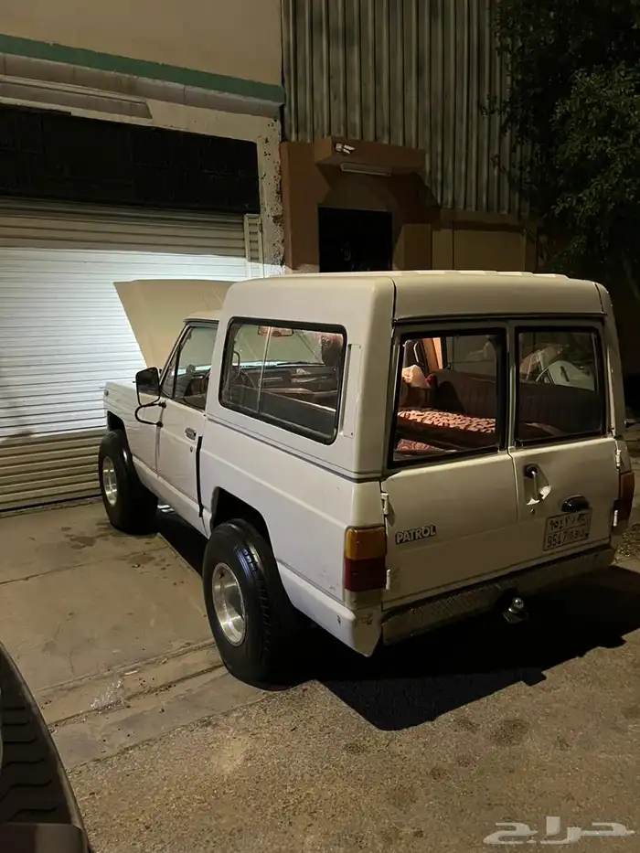 للبيع جيب نيسان 84 1