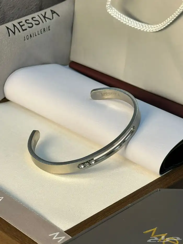 اكسسوارات ماركات هاي كوالتي 15