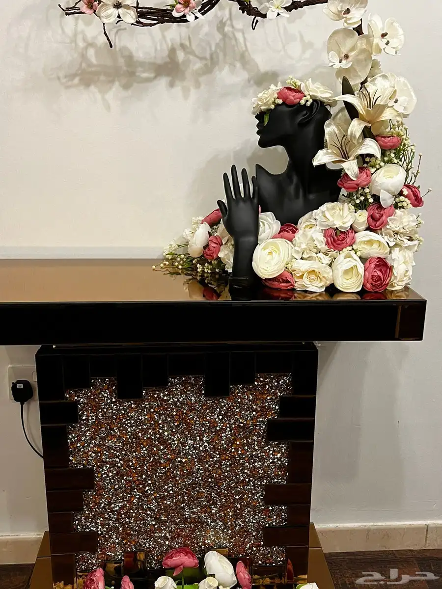 عربية ملكة 0