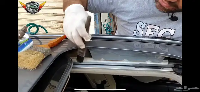 إصلاح وصيانة فتحات سقف السيارات 4