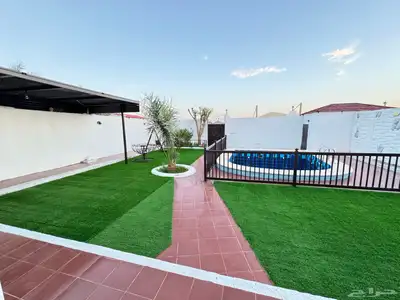 استراحة هاف نايت للايجار اليومي. (عرض ) 10
