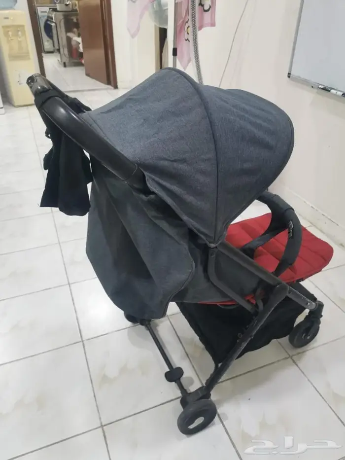 عربية اطفال ماركة junior مسموحة داخل طائرة مع كيس 1