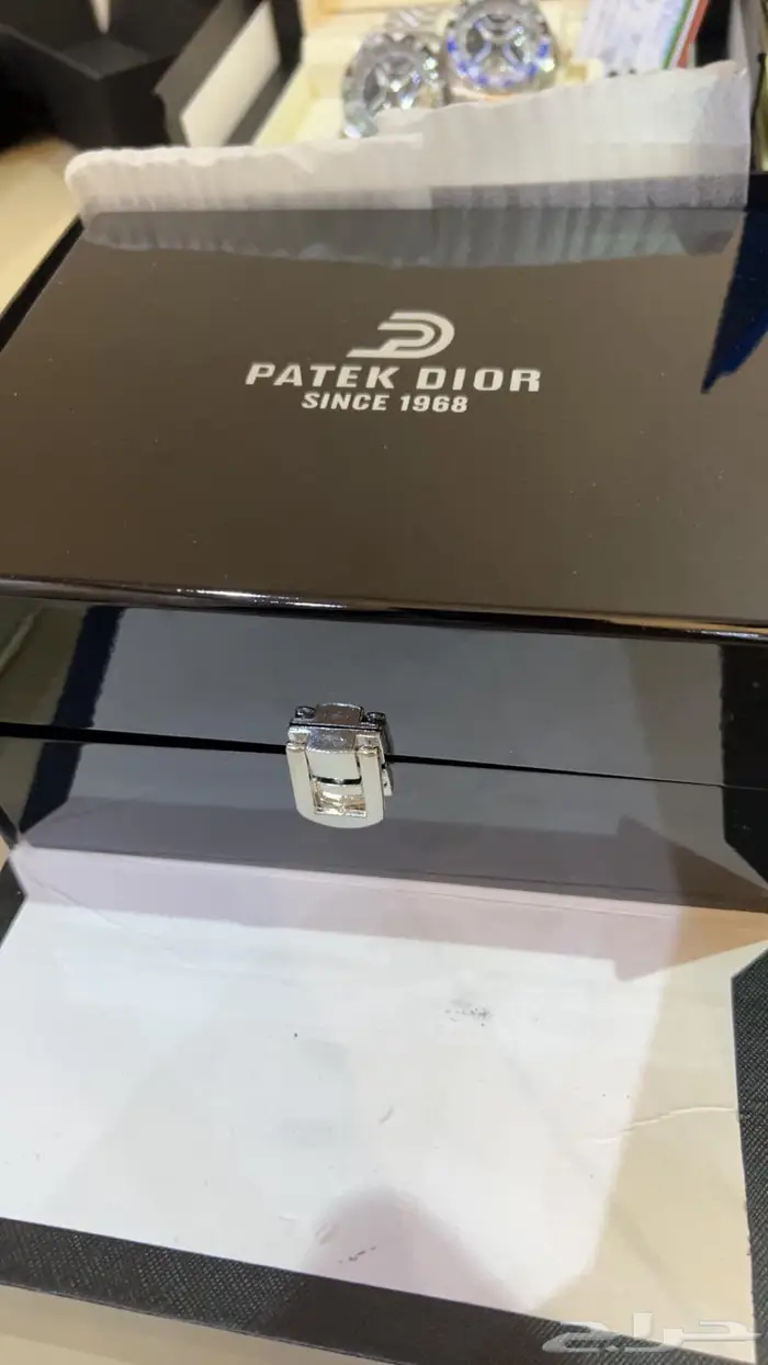 ساعة باتيك ديور الأصلية ( إصدار محدود ) 4