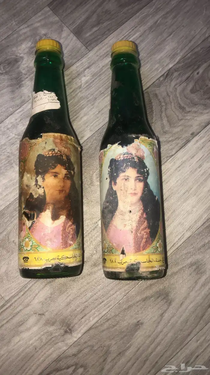 تراثيات ايام الطيبين قزاز بيبسي وزيت الجمال وماء قطر وماء 11