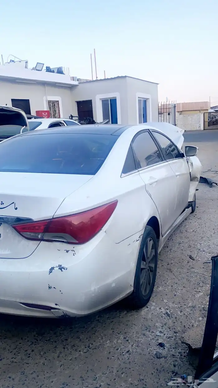 يتوفر لدينا قطع غيار سوناتا 2014 1