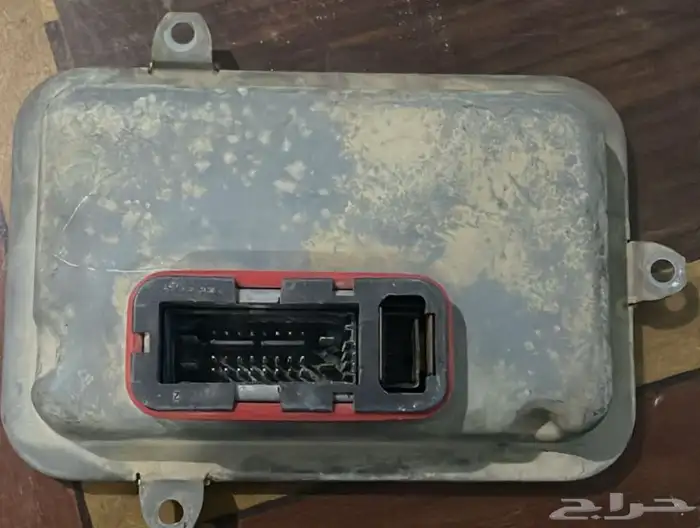 مكثف انوار الجهه اليمين مرسيدس C200 1