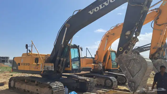 حفارات بوكلين للايجار Poklin excavators for rent SPSP 0