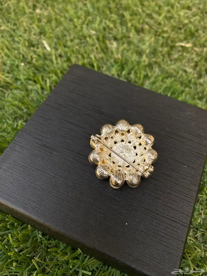 ساعات و اكسسوار و المزيد . 35