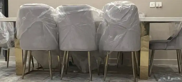 طاولة طعام رخام جديدة شركة فومكو 0