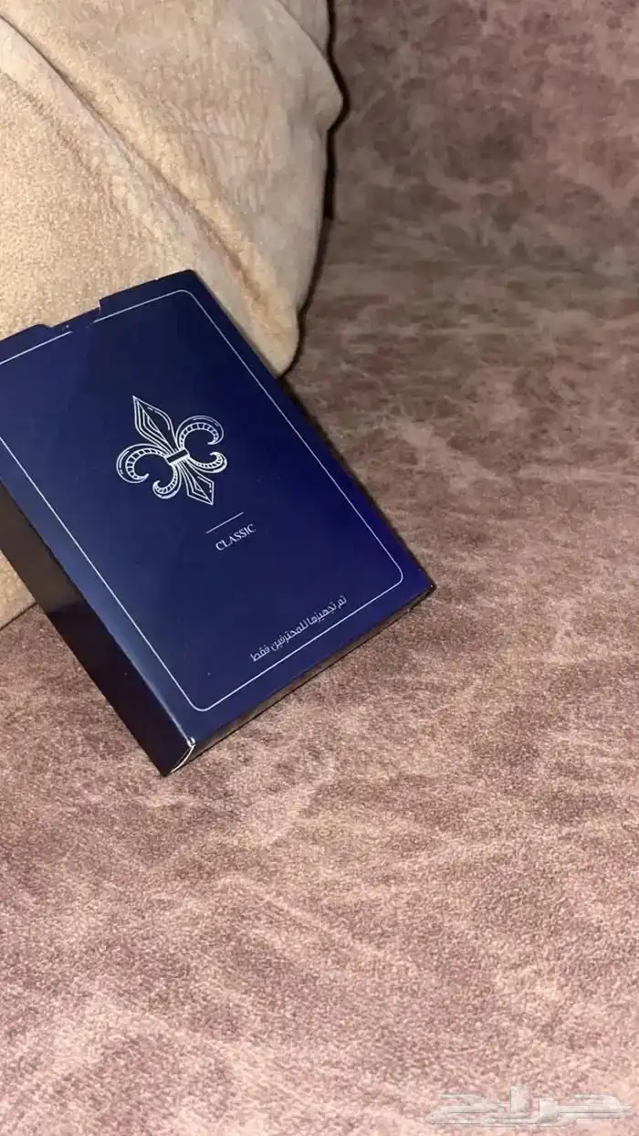 ورقة لعب بلون 4