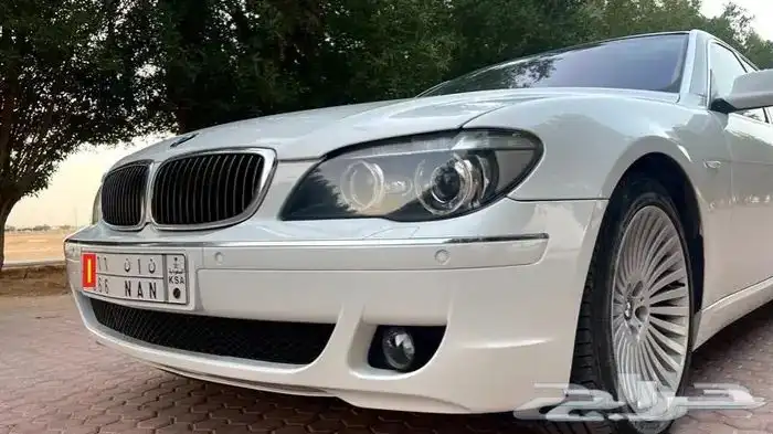 بي ام دبليو فل 750LI بحالة ممتازه 12