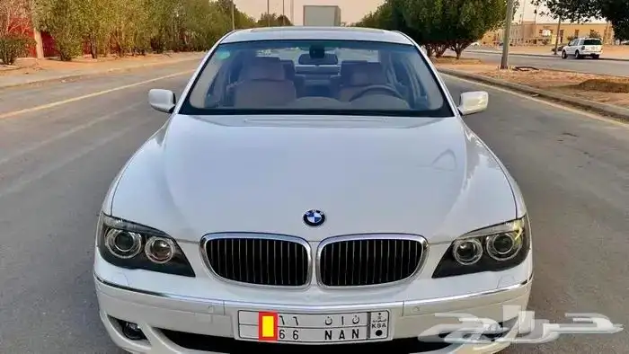 بي ام دبليو فل 750LI بحالة ممتازه 0