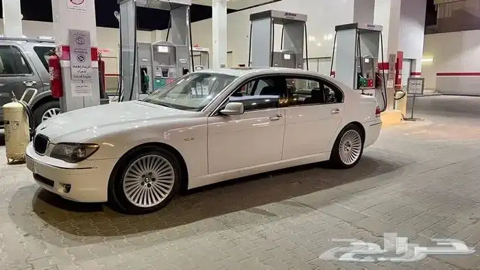 بي ام دبليو فل 750LI بحالة ممتازه 8