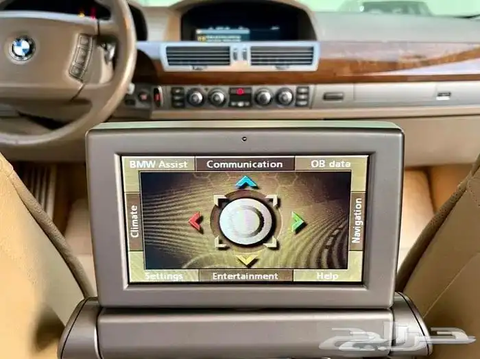 بي ام دبليو فل 750LI بحالة ممتازه 22