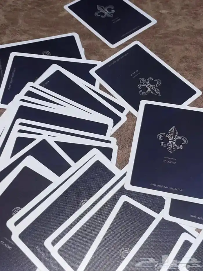 ورقة لعب بلون 3