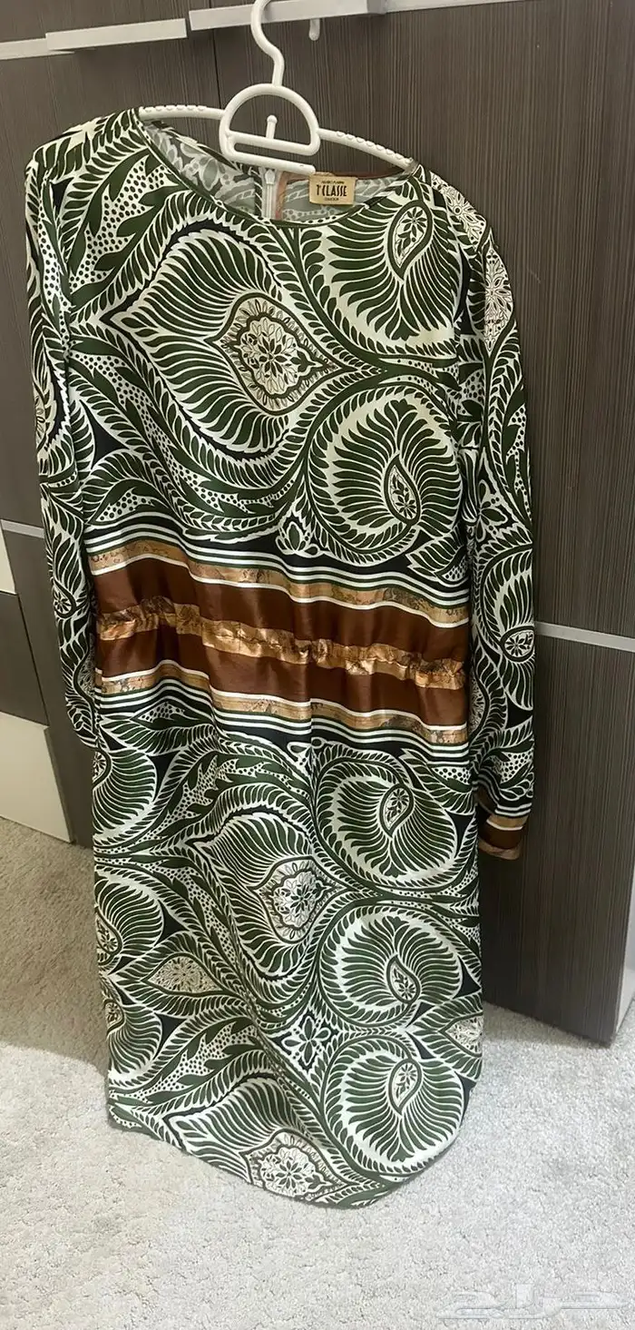 ملابس ماركات للبيع المجمعه 0