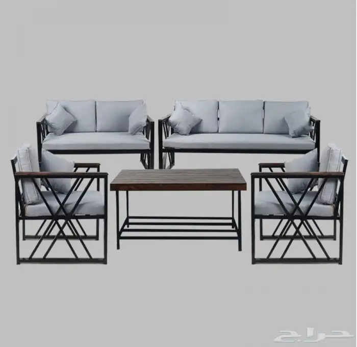 كراسي خشب وحديد خارجية 0