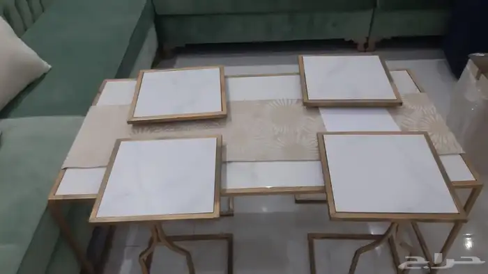 طاوله كبير و6 خدمات 0