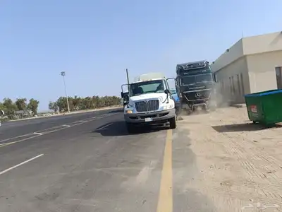 تأجير مكنسة طرق نظافه حاويات مكانس طرق معدات نظافه 5