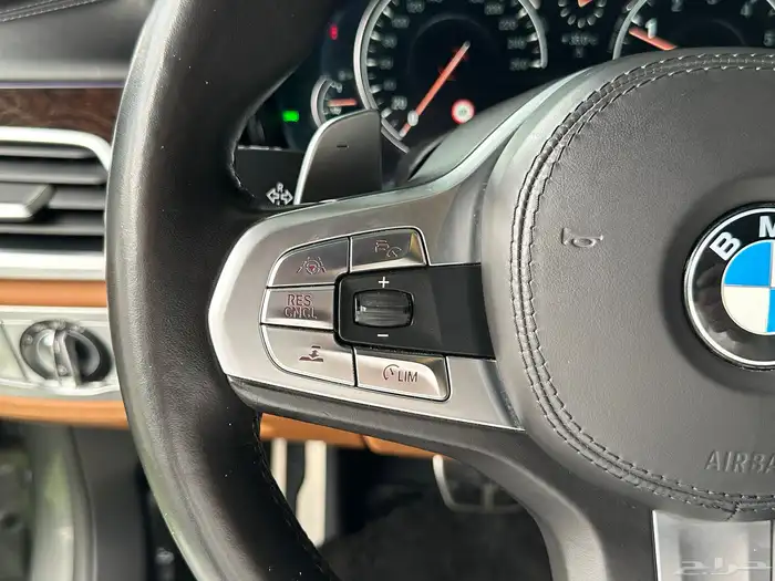 بي أم دبليو كت أم 740 م 2018تم البيع 31