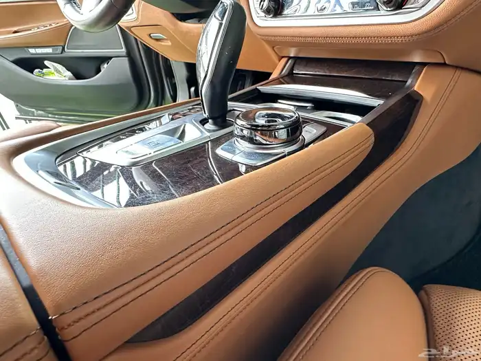 بي أم دبليو كت أم 740 م 2018تم البيع 52