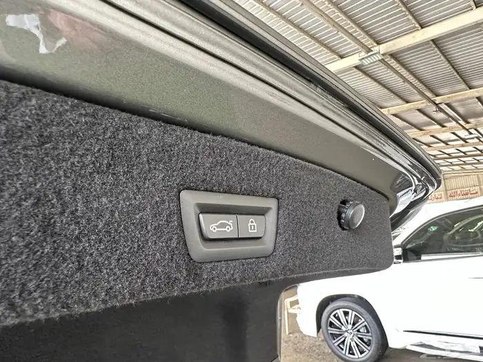 بي أم دبليو كت أم 740 م 2018تم البيع 59