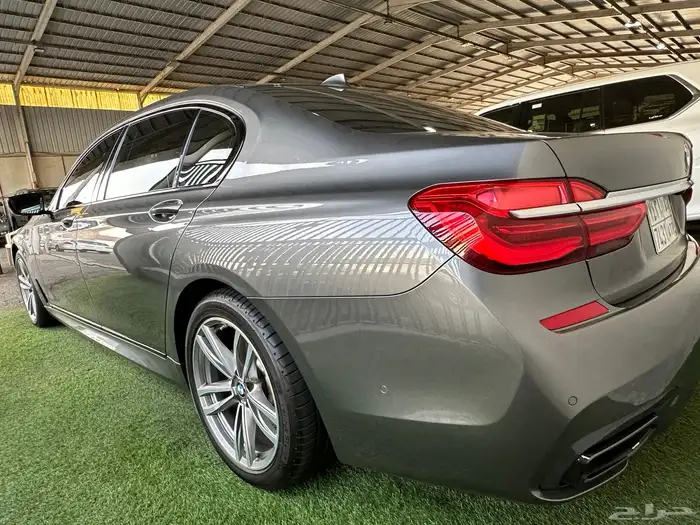 بي أم دبليو كت أم 740 م 2018تم البيع 15