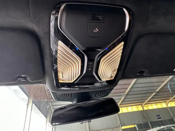 بي أم دبليو كت أم 740 م 2018تم البيع 26